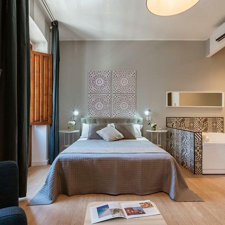 Stampace Apartments Cagliari Buitenkant foto