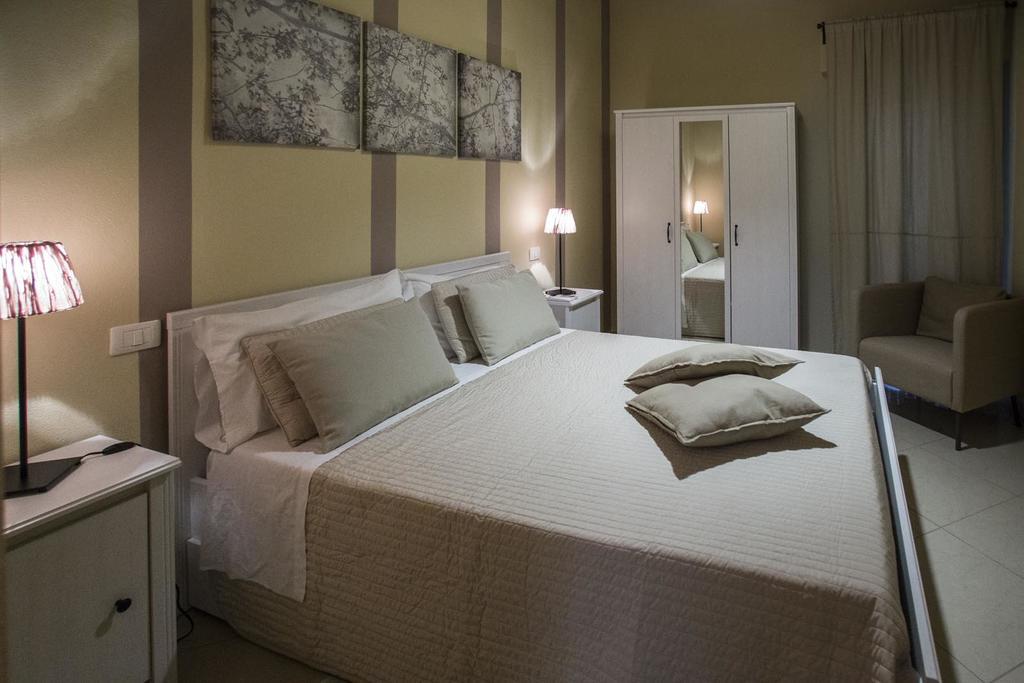 Stampace Apartments Cagliari Buitenkant foto